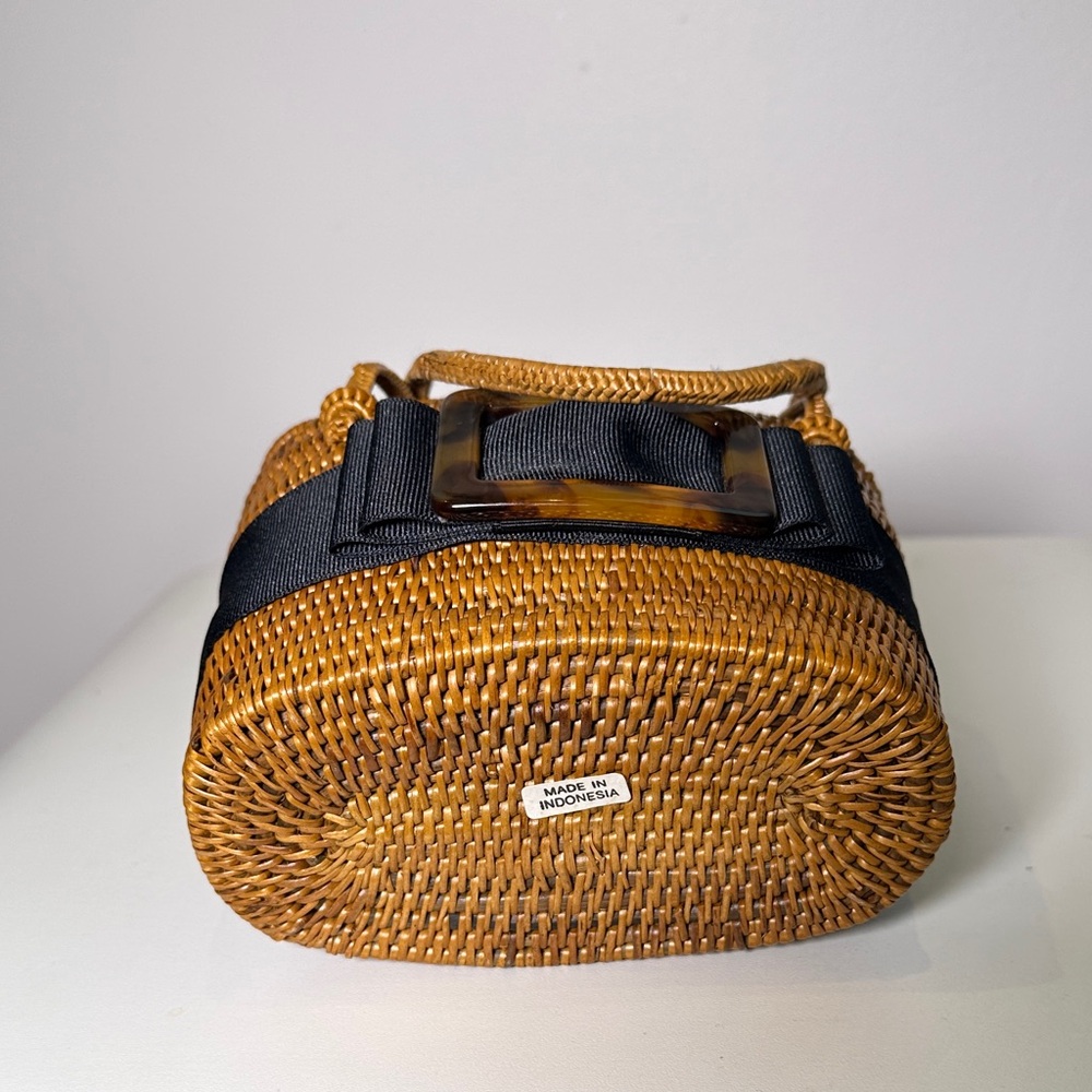 Chic Tan Woven Mini Bag with Black Accent - Picture 8 of 15
